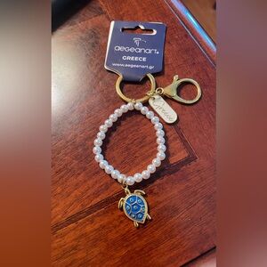 Pearl Keychain with Blue Turtle Charm